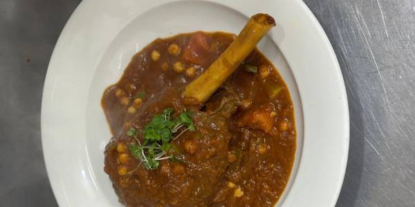 MEAT AND POULTRY DISHES